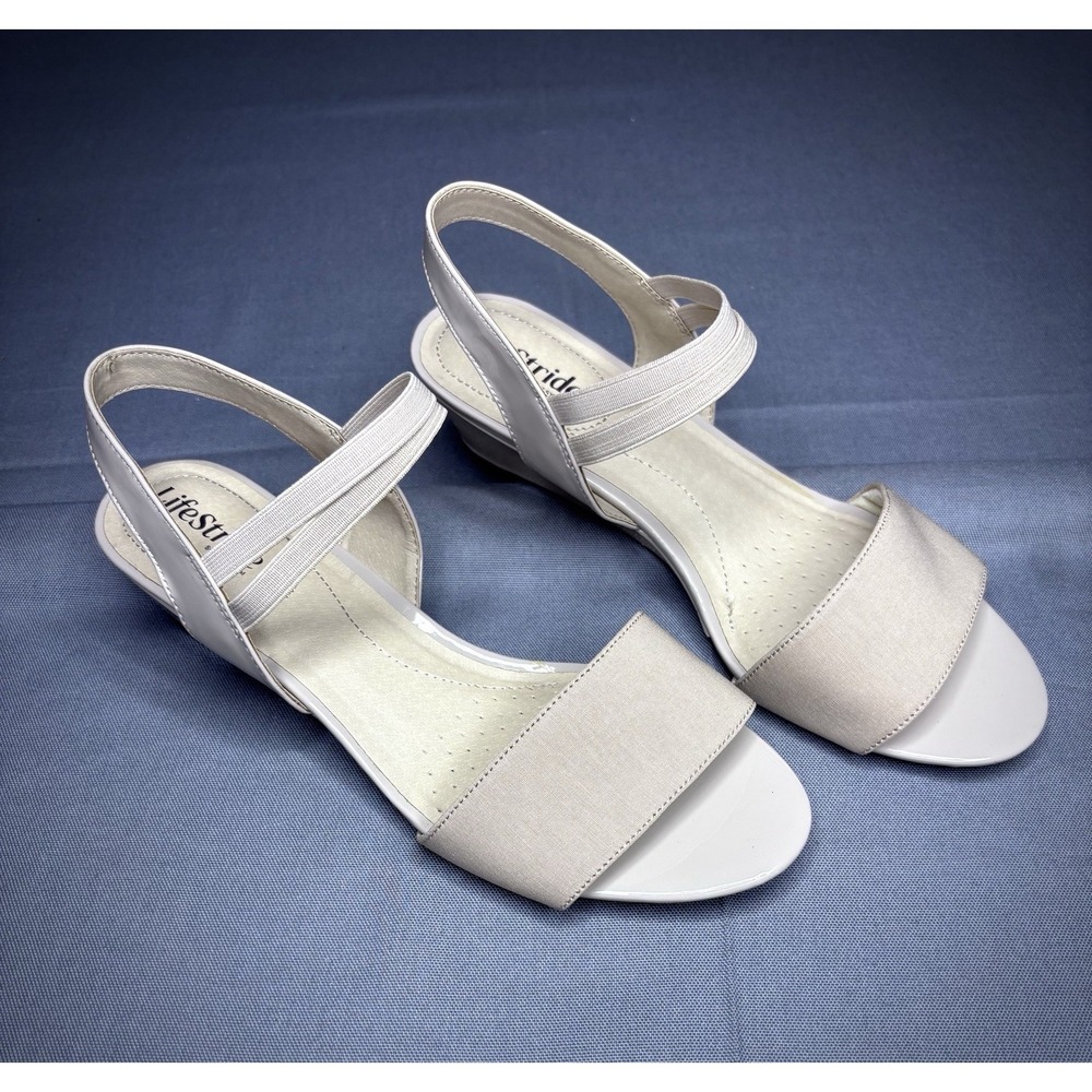 Lifestride YOLO Scrappy Sandals Size 10 Wide In Taupe NIB